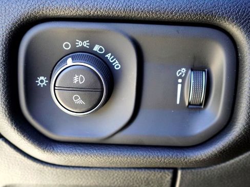 New 2026 RAM 1500 Big Horn AWD/4WD image 17