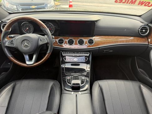 Used 2017 Mercedes-Benz E 300 image 7