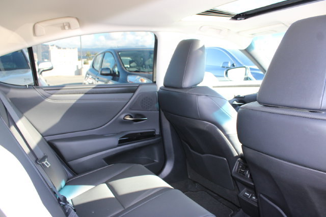 Certified 2025 Lexus ES 300h w/ Premium Package FWD image 7