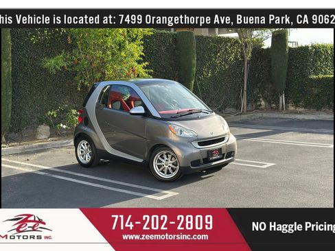 Used 2010 smart fortwo passion RWD image 1