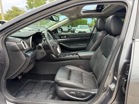 Used 2020 Nissan Maxima Platinum w/ Sport Mat Group FWD image 11