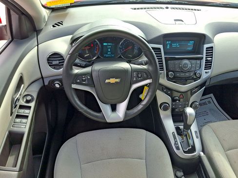 Used 2013 Chevrolet Cruze LT w/ RS Package FWD image 19