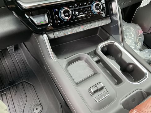 New 2026 GMC Sierra 2500 Denali Ultimate AWD/4WD image 25