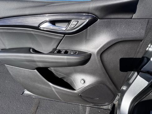 Used 2023 Buick Envision Preferred w/ Sport Touring Package image 13