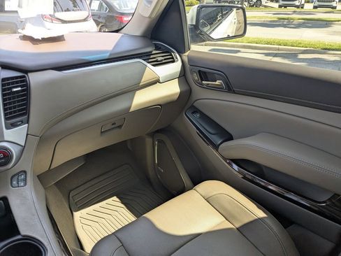 Used 2019 GMC Yukon SLT w/ Premium Edition RWD image 16