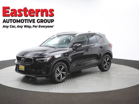 Used 2024 Volvo XC40 B5 Core AWD/4WD image 56