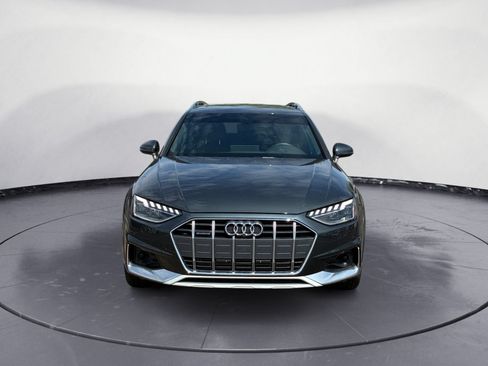 Used 2023 Audi A4 2.0T allroad Premium Plus AWD/4WD image 2