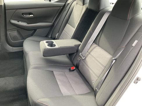 Used 2025 Nissan Sentra SR image 35