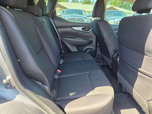 Used 2019 Nissan Rogue Sport S AWD/4WD image 23