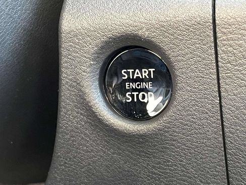 New 2026 Nissan Frontier SV w/ SV Convenience Package RWD image 25