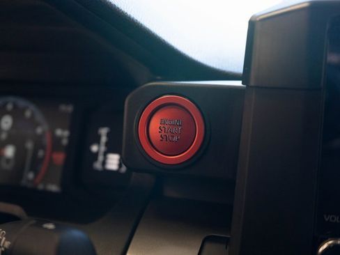 Used 2024 Toyota Tacoma 4x4 Double Cab image 29