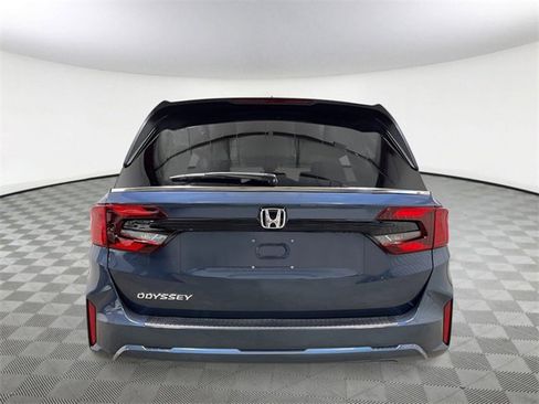 New 2026 Honda Odyssey EX-L image 5
