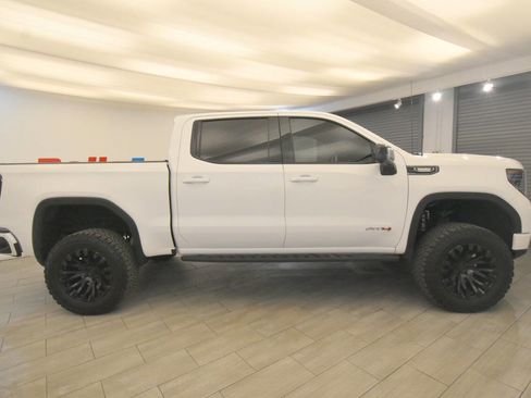 Used 2023 GMC Sierra 1500 AT4 w/ AT4 Premium Package image 6