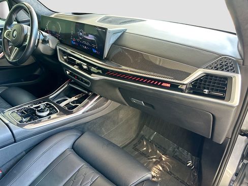 Certified 2024 BMW X7 M60i w/ Executive Package AWD/4WD image 32