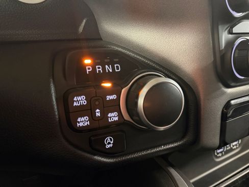 Used 2020 RAM 1500 Big Horn AWD/4WD image 35