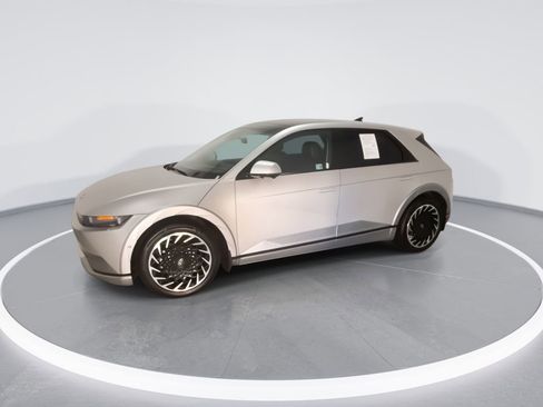 Used 2024 Hyundai Ioniq 5 Limited AWD/4WD image 6