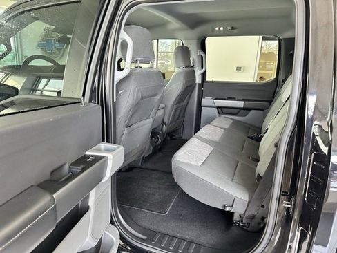 Used 2023 Ford F150 XLT image 15