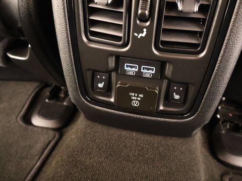 Used 2022 Dodge Durango GT AWD/4WD image 17