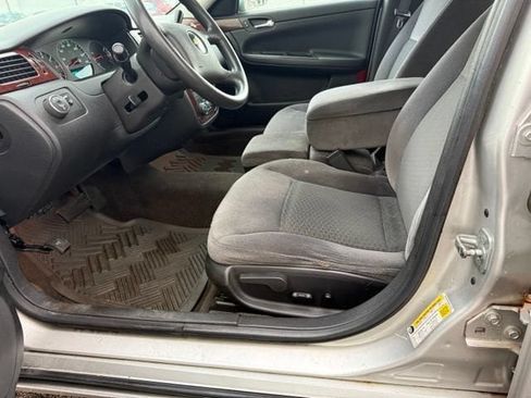 Used 2006 Chevrolet Impala LT FWD image 17