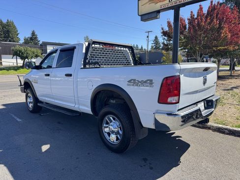 Used 2018 RAM 2500 Tradesman w/ Chrome Appearance Group image 5