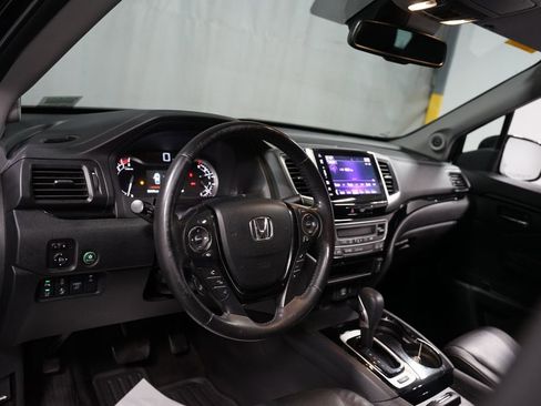 Used 2019 Honda Ridgeline RTL-E image 11