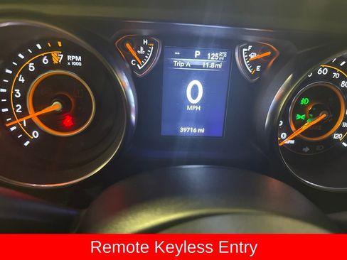 Used 2023 Jeep Gladiator Sport image 19