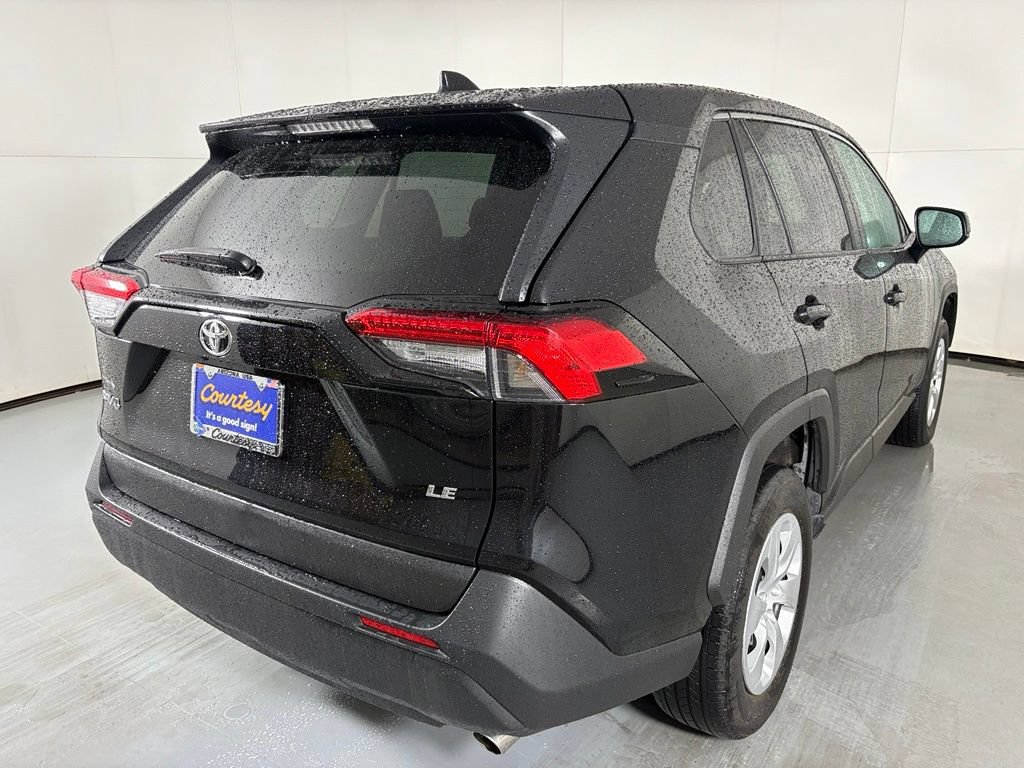 Used 2025 Toyota RAV4 LE FWD image 8