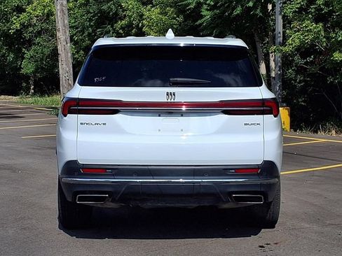 Used 2025 Buick Enclave Preferred FWD image 24