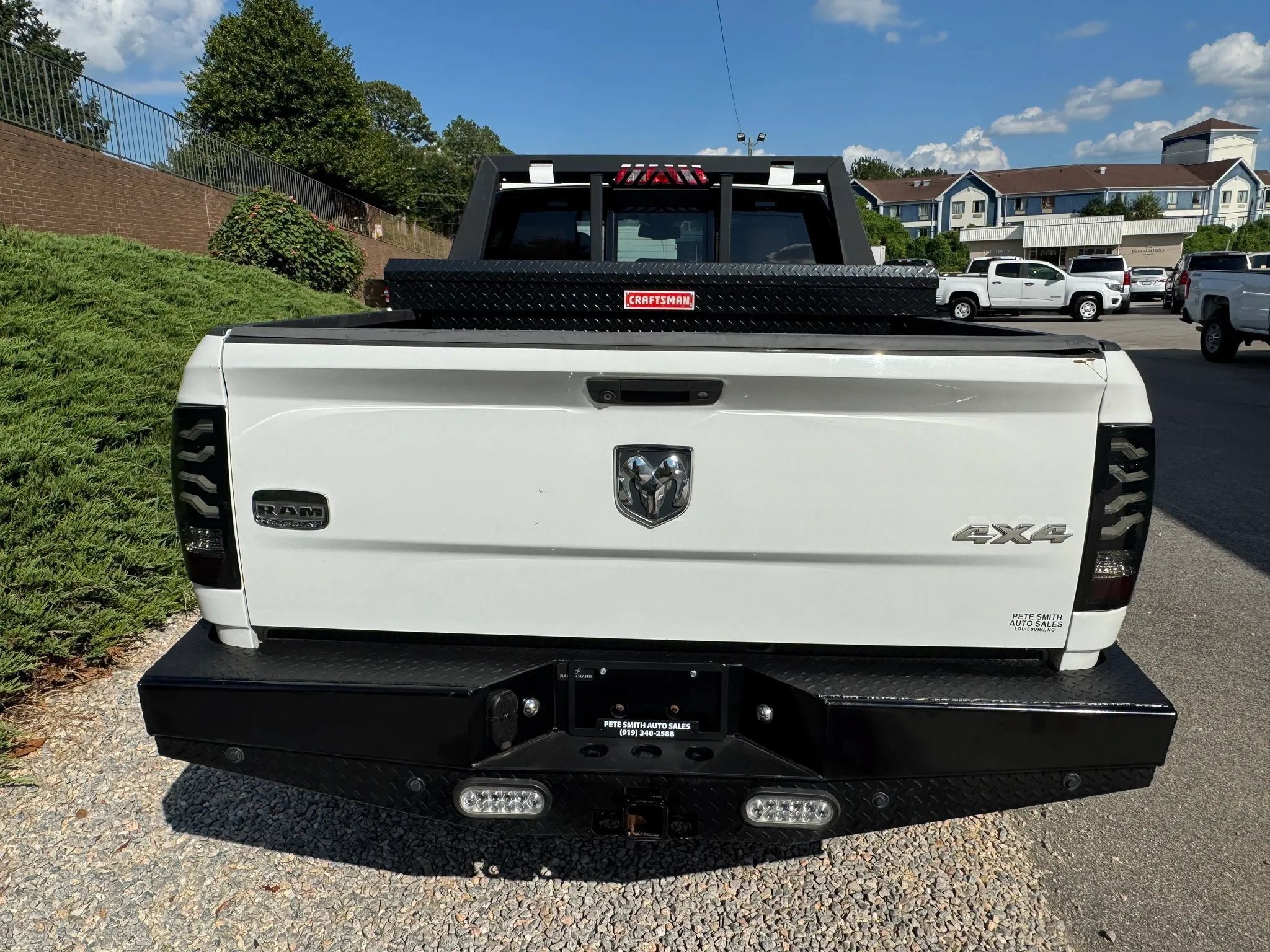Used 2015 RAM 3500 Laramie Longhorn AWD/4WD image 9