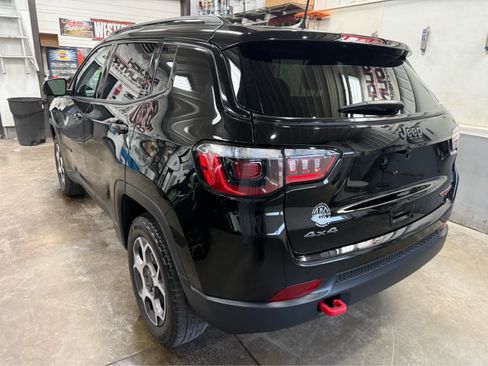 Used 2022 Jeep Compass Trailhawk image 7