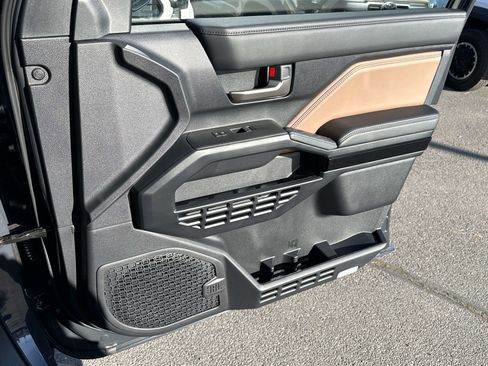 New 2026 Toyota 4Runner Limited image 19