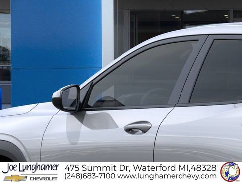 New 2026 Chevrolet Trax LS w/ LS Convenience Package FWD image 12