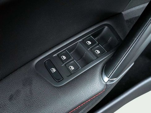 Used 2017 Volkswagen GTI Autobahn FWD image 16