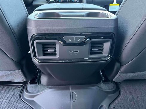 New 2026 GMC Sierra 2500 AT4 w/ Technology Package AWD/4WD image 15
