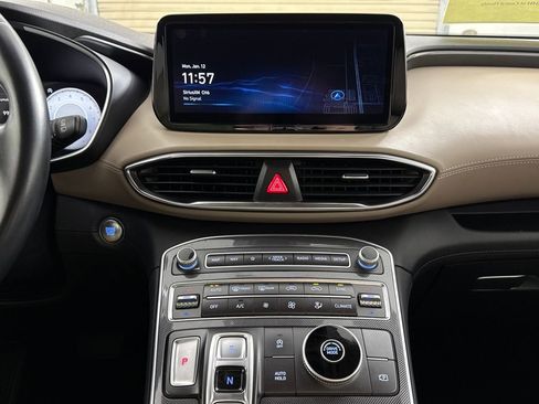 Certified 2022 Hyundai Santa Fe SEL w/ Convenience + Premium Package image 19