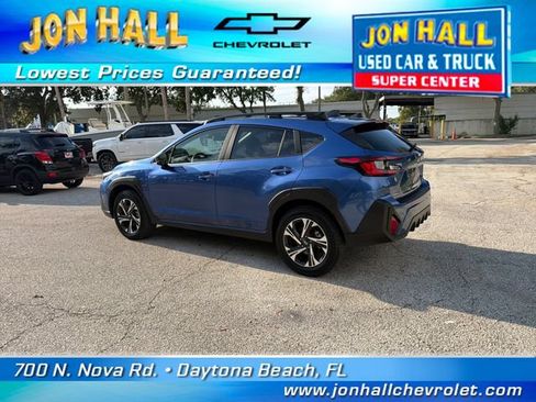 Used 2025 Subaru Crosstrek 2.5i Premium AWD/4WD image 5