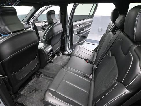 Used 2022 Jeep Grand Cherokee L Overland w/ Advanced Protech Group III image 44