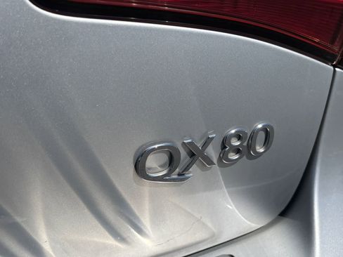 Used 2017 INFINITI QX80 2WD w/ Driver Assistance Package image 11