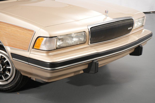 Used 1994 Buick Century Special FWD image 7
