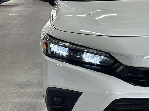 Used 2024 Honda Civic Sport image 8
