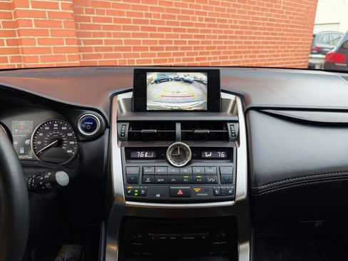 Used 2017 Lexus NX 300h AWD image 13