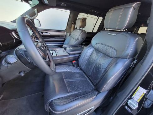 Used 2023 Jeep Grand Wagoneer L Series III w/ Quick Order Packagew 28T AWD/4WD image 16