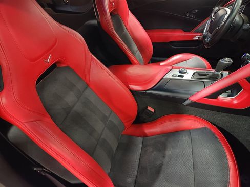 Used 2016 Chevrolet Corvette Stingray Coupe w/ 3LT Preferred Equipment Group image 32