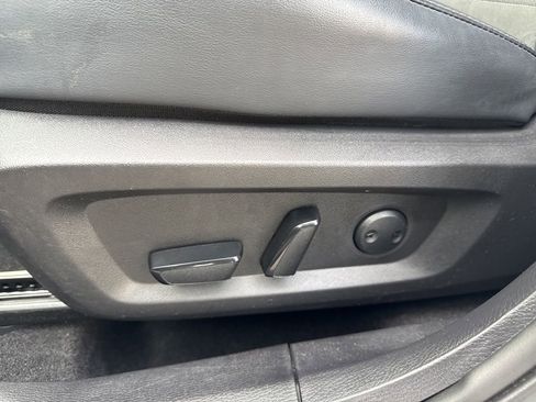 Used 2024 Mitsubishi Outlander SE Black Edition image 21