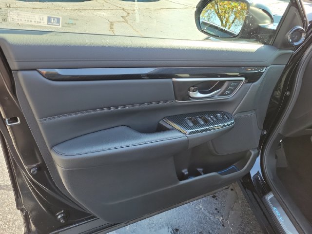 Used 2020 Honda CR-V Touring image 9