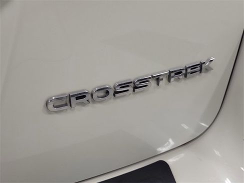 Used 2023 Subaru Crosstrek 2.0i Premium image 8