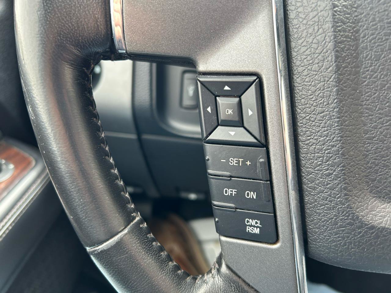 Used 2015 Ford Expedition Platinum AWD/4WD image 20