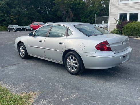 Used 2005 Buick LaCrosse CXL w/ Chrome Appearance Package FWD image 3