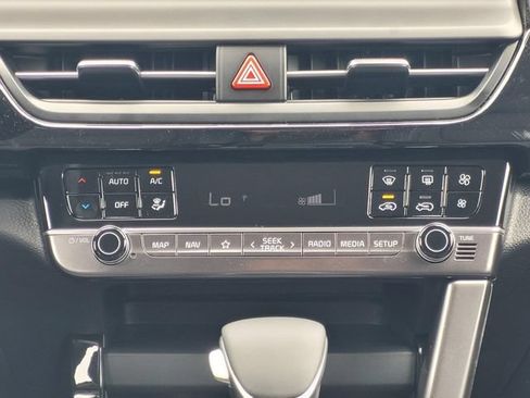New 2026 Kia Seltos S FWD image 16