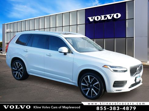 Used 2020 Volvo XC90 T6 Momentum image 1